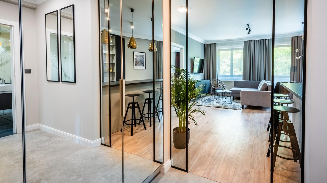 A11 Apartments & SPA Dermique Krakau Exterior foto